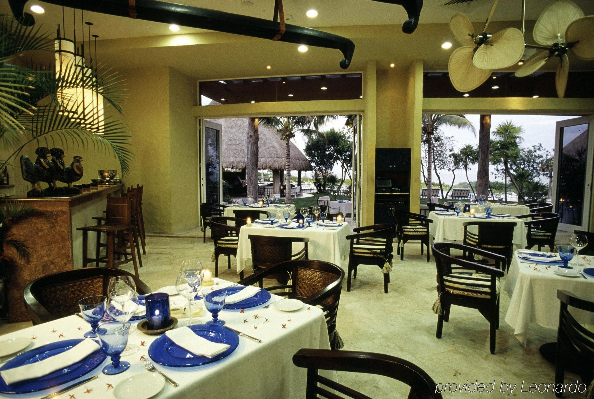 Paraiso De La Bonita Adult All-Inclusive, A Luxury Collection Resort ปัวร์โตโมเรลอส ร้านอาหาร รูปภาพ